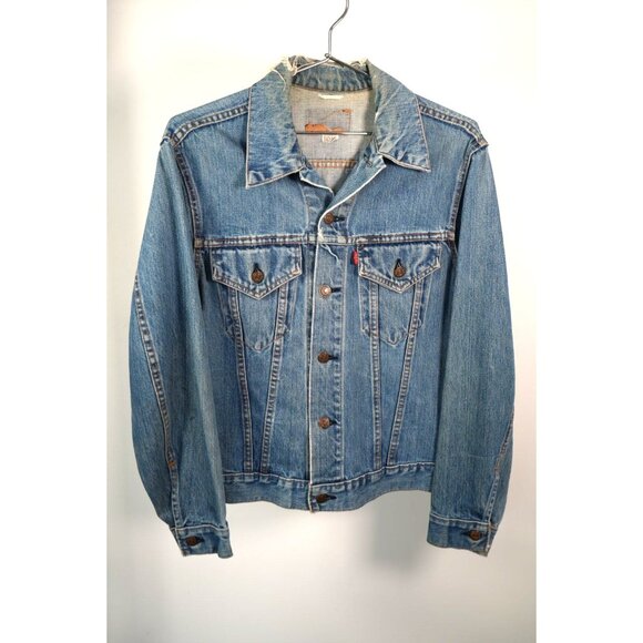 Vintage Levi's Blue Denim Trucker Jacket Distressed Collar - Picture 1 of 9